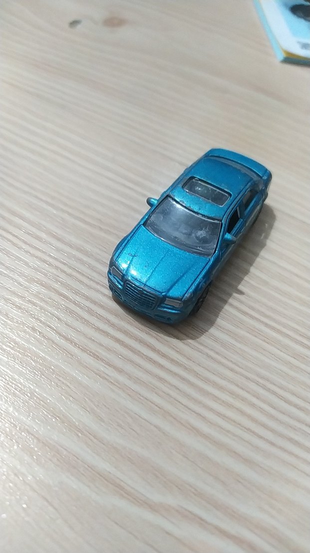 Parlak Turkuaz Oyuncak Araba - Görsel 2