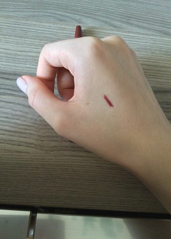 Flormar Bordo Suya Dayanıklı Dudak Kalemi 243 - Görsel 4