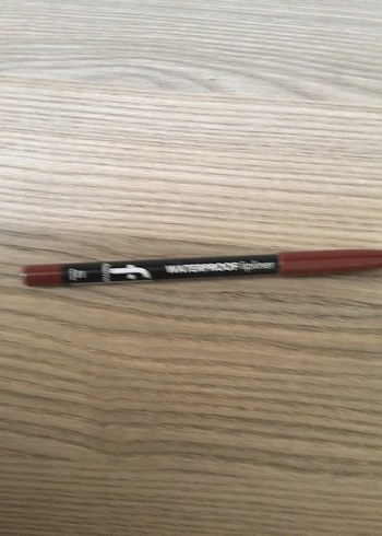 Flormar Bordo Suya Dayanıklı Dudak Kalemi 243 - Görsel 2