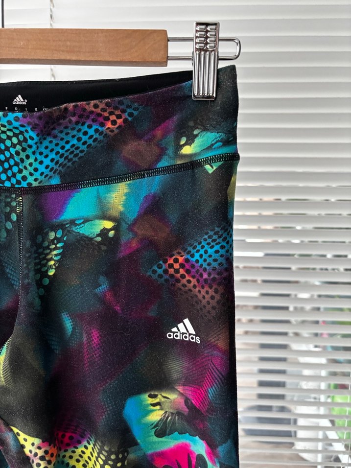 Adidas Çok Renkli Baskılı Midi Tayt - Görsel 4