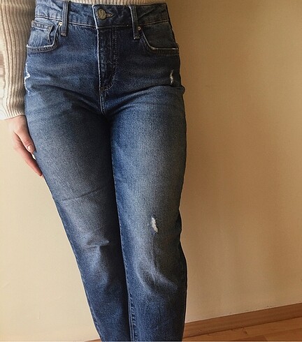 Mom jeans