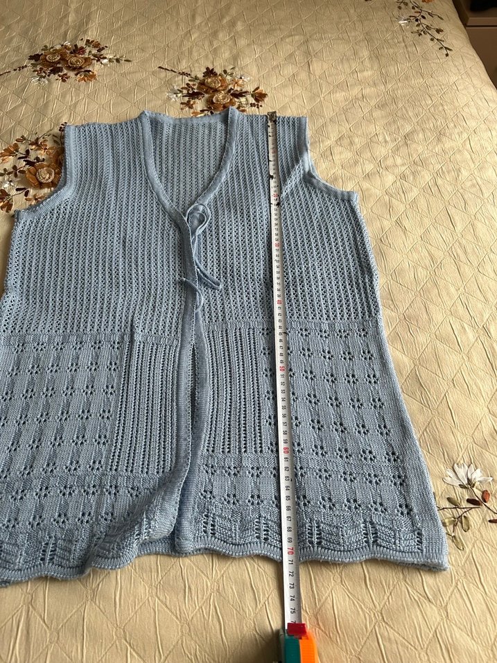 Gri V Yaka Örgü Kadın Yelek - Görsel 3