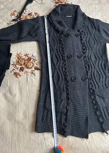 Düğmeli Siyah Midi Kadın Hırka - Görsel 3