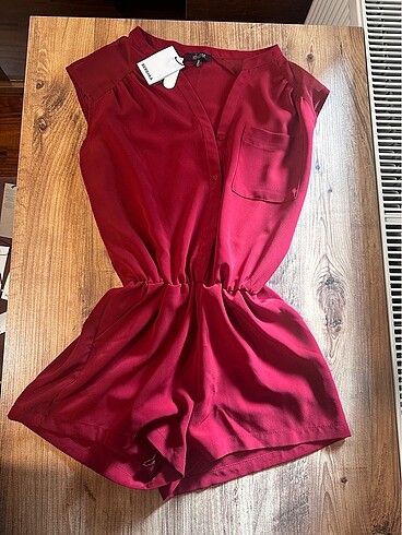 BERSHKA Kırmızı Mini Tulum