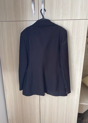 Düğmeli siyah Kadın spor ceket - Görsel 3