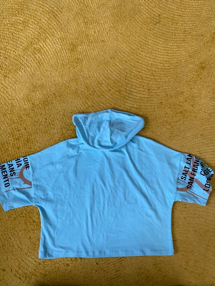 Mavi Kapüşonlu Kısa Sweatshirt - Görsel 3