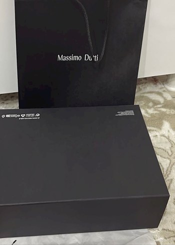 Massimo Dutti Siyah Hediye Kutusu ve Çantası - Görsel 2