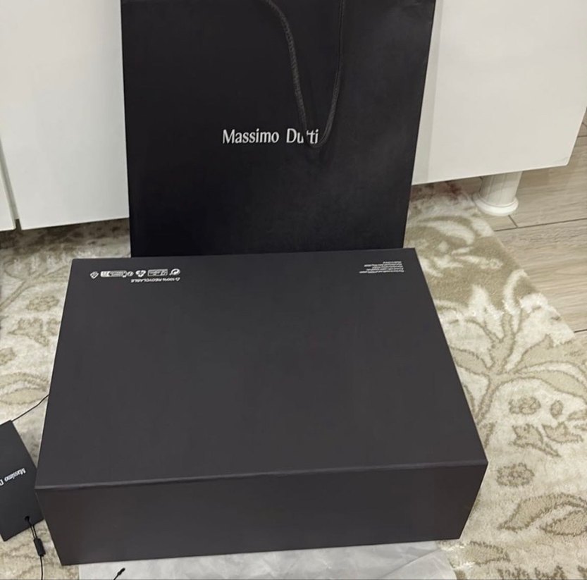 Massimo Dutti Siyah Hediye Kutusu ve Çantası - Görsel 2