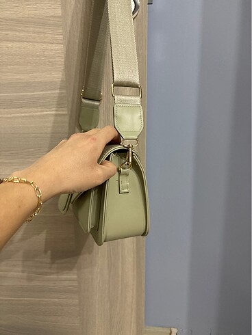 Yeşil çanta - Görsel 6