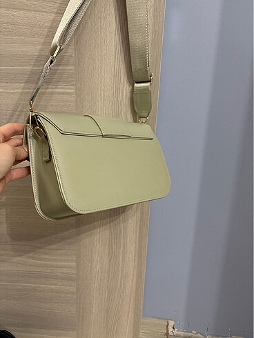 Yeşil çanta - Görsel 7