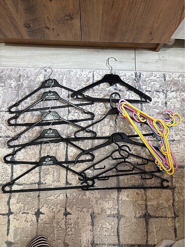 Ikea Elbise askısı 37 adet