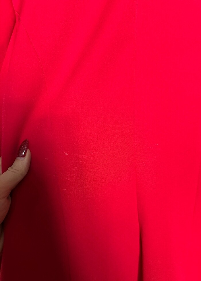 Kırmızı ceket - Görsel 4