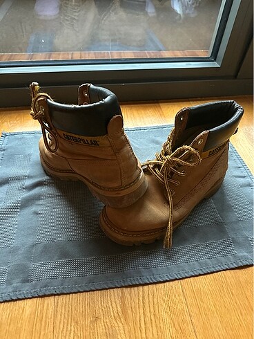 40 Beden camel Renk Orjinal Cat 40 numara