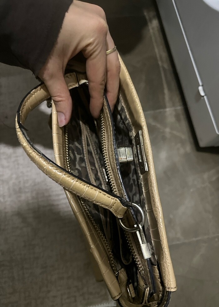 Orjinal guess çanta - Görsel 3