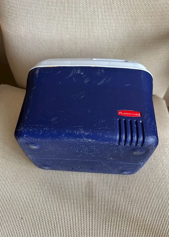Beden Rubbermaid 4,5 tl mini buzluk