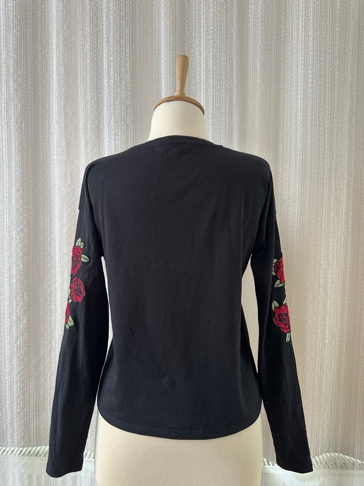 LCW Siyah Uzun Kollu Tişört - Görsel 2