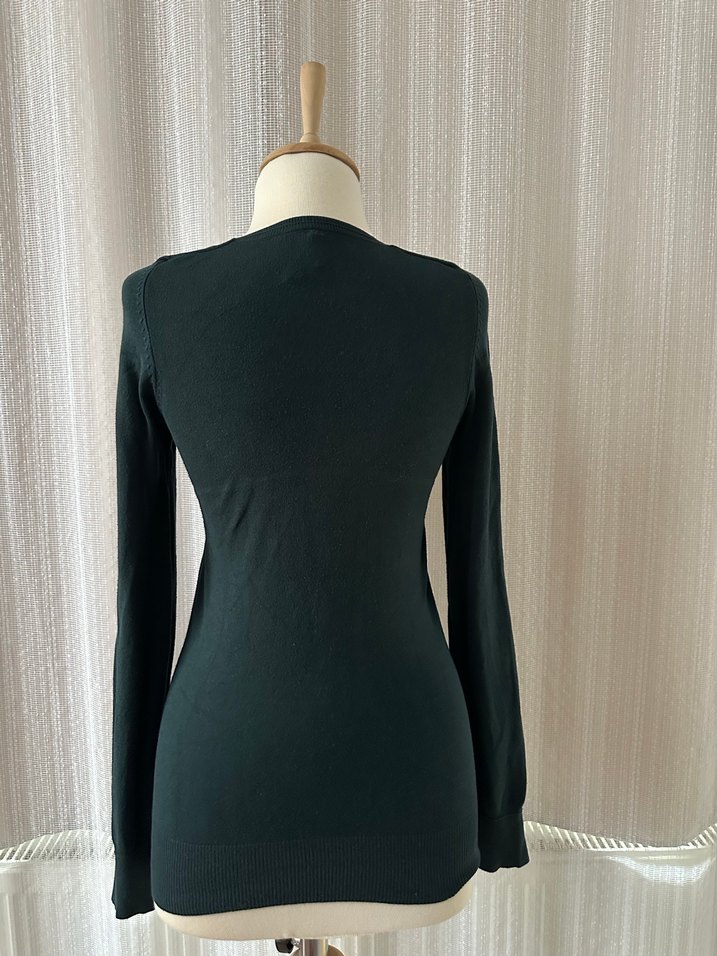 Bershka koyu yeşil kazak - Görsel 2