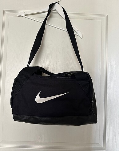 Nike antreman çantası