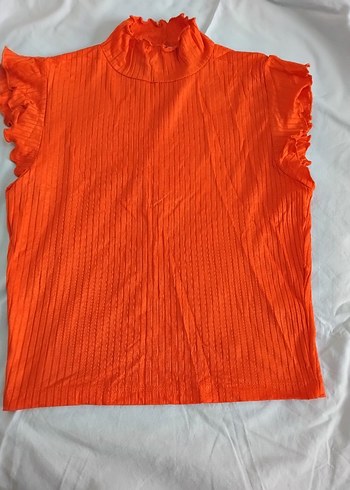 turuncu Piliseli Yüksek Yakalı Kolsuz Bluz - Görsel 3