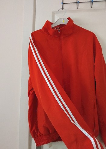 Kırmızı Fermuarlı Kadın Spor Ceket - Görsel 2