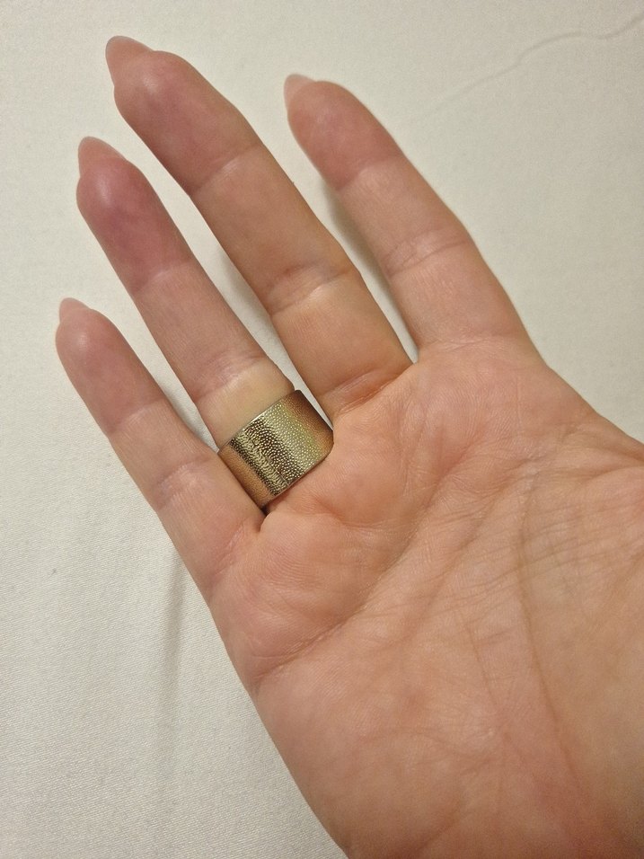 Altın Renkli Pul Detaylı Yılan Desenli Yüzük - Görsel 2