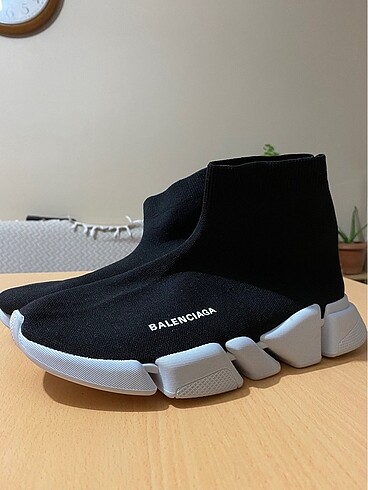 Balenciaga spor ayakkabı