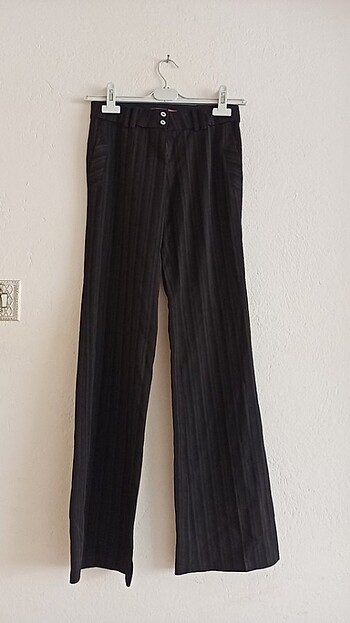 Kahverengi siyah çizgili kumaş pantolon 