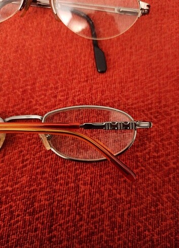 Ray Ban İki tane gözlük