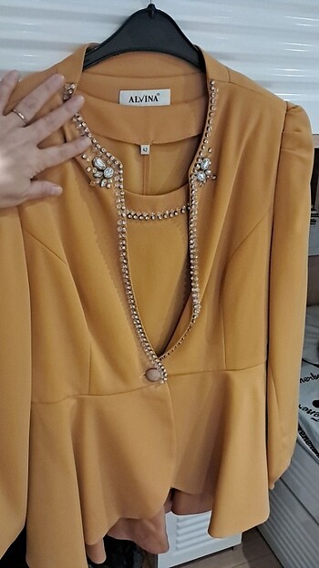 Abiye etekli takm