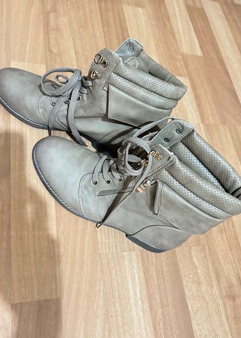 Kadın Bot hiç kullanılmadı fazlalıktan satışta - Görsel 8