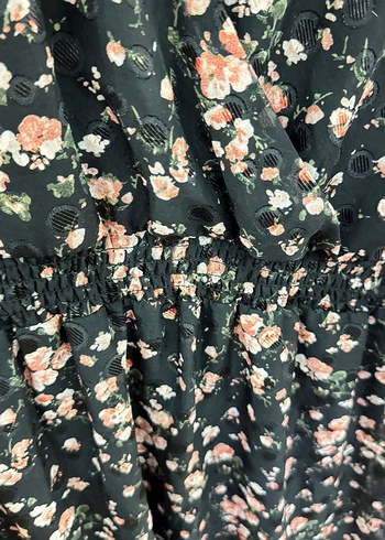 Uzun Kollu V Yaka Çiçek Desenli Midi Elbise - Görsel 2