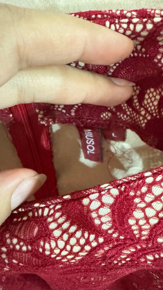 Dantel Detaylı Kırmızı elbise - Görsel 4