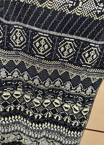 Pırıltılı simli vücuda oturan model sadece 1kez giyildi - Görsel 4