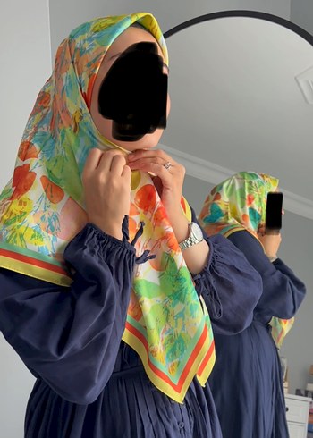 Diğer Şeffaf, Çok Renkli Bohem Kadın esarp