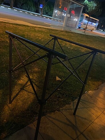  Beden Kamp masası