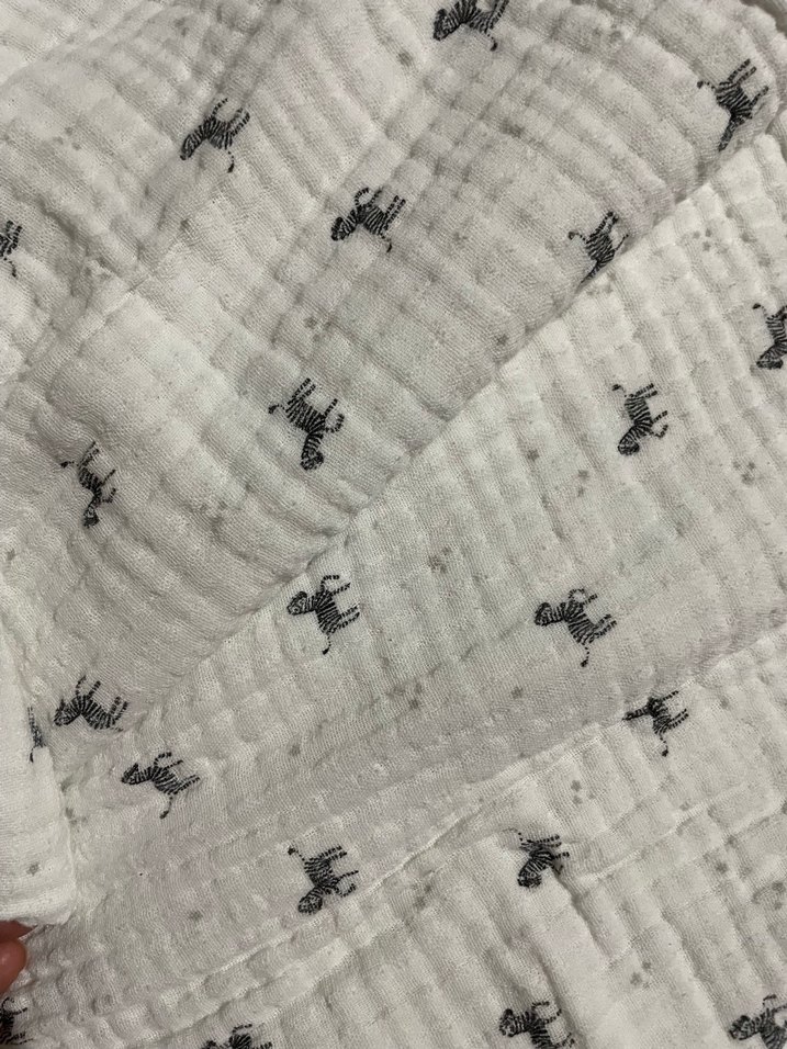 Gri Beyaz Zebra Desenli Çocuk Battaniyesi - Görsel 5