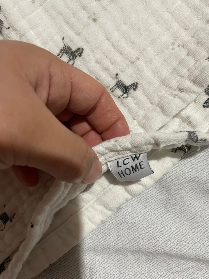 Gri Beyaz Zebra Desenli Çocuk Battaniyesi - Görsel 2