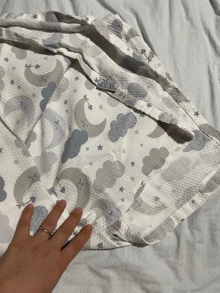 Gri Desenli Kız Çocuk Keten Battaniye - Görsel 4