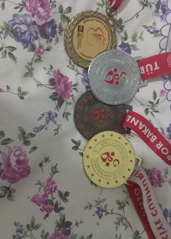 4 Adet Madalya - Görsel 3