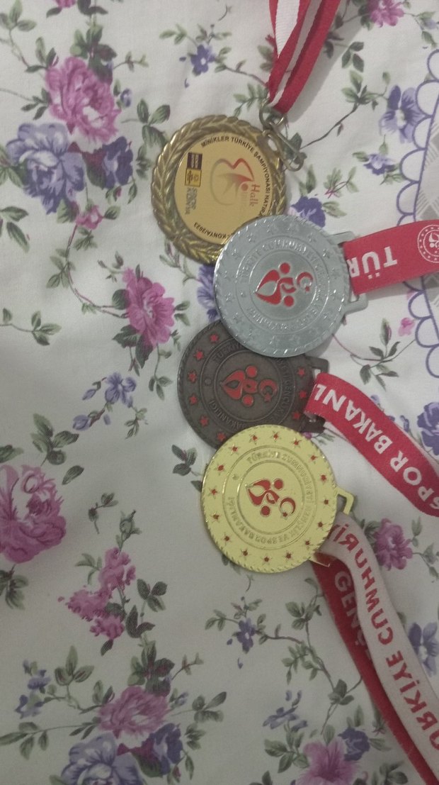 4 Adet Madalya - Görsel 2