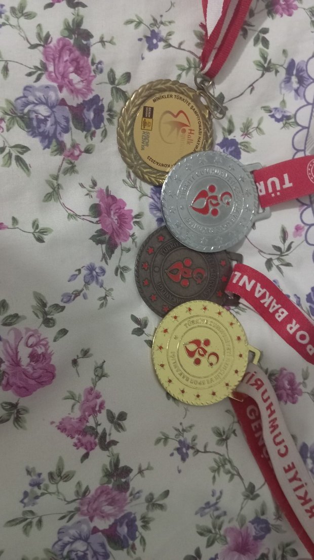 4 Adet Madalya - Görsel 3