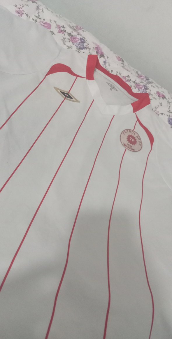 Uzun Kollu, V Yaka Erkek Beyaz Spor Forma - Görsel 4