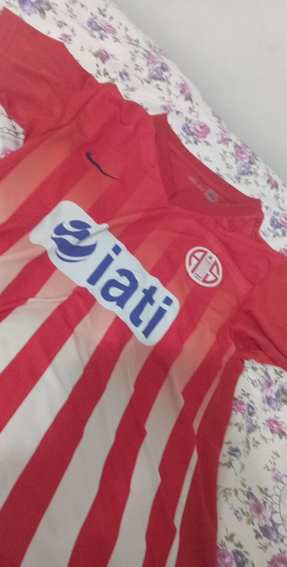 Kırmızı Baskılı Erkek Spor Tişörtü - Görsel 3