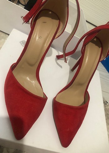Bambi Kırmızı Süet Topuklu Kadın Stiletto