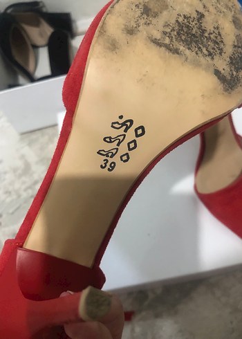 Kırmızı Süet Topuklu Kadın Stiletto - Görsel 4