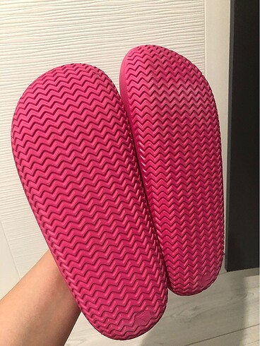 Barbie plaj terliği - Görsel 6