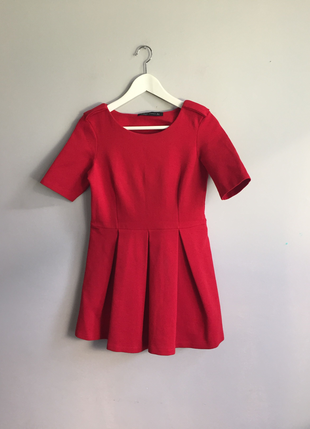 Zara Kırmızı Elbise