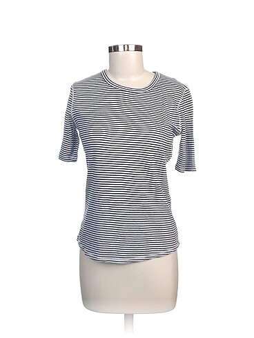 Closed T-shirt %70 İndirimli.