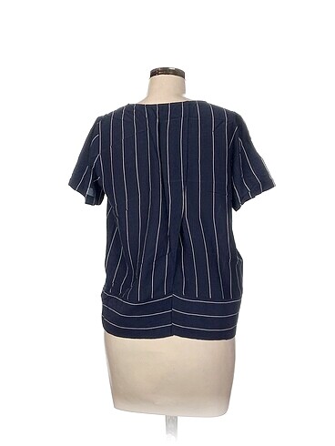 xs Beden Fabrika Bluz %70 İndirimli.