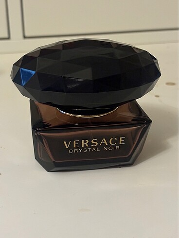 Versace Crystal Noir Parfüm Şişe